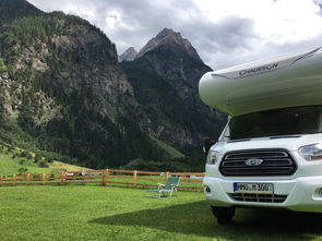 米兰平台-全国高山越野赛选手挑战极限天气,2021崀山越野赛