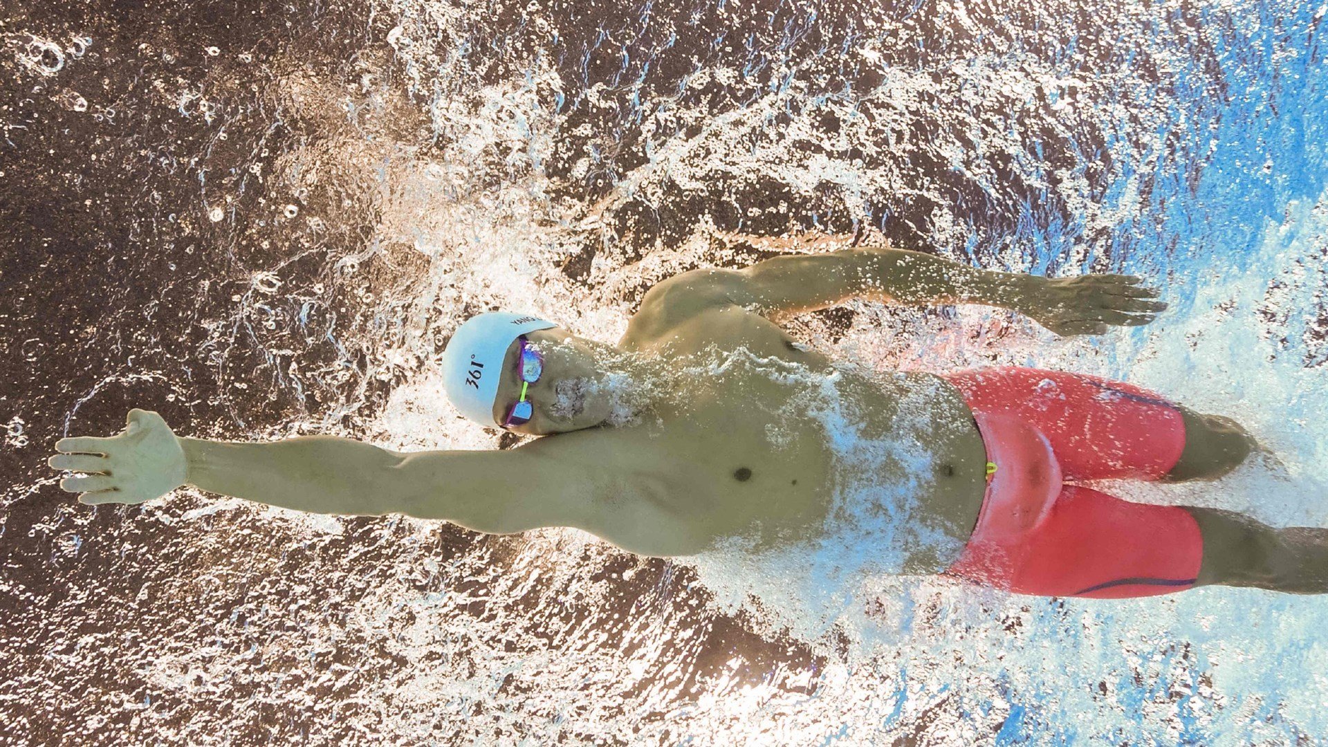 意甲球员受限空间下的传控效率与认知干预的实验研究